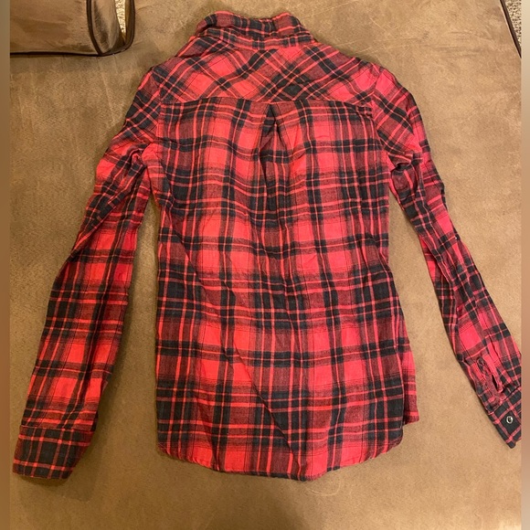 Women’s XS Maurice’s red flannel button up - Picture 3 of 3